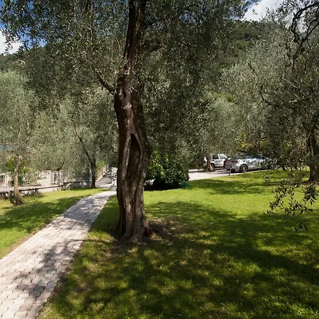 La Pervinca - Bilo - 4 Terrazzo - Giardino * Malcesine
