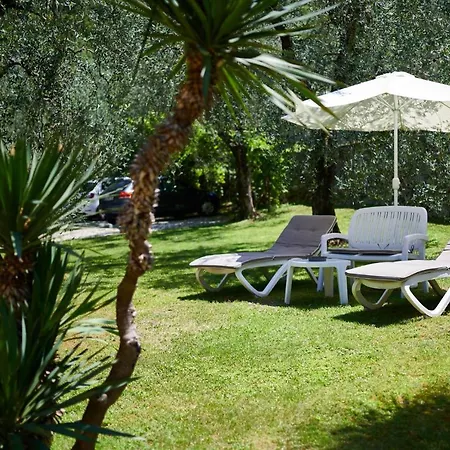 La Pervinca - Bilo - 4 Terrazzo - Giardino Malcesine